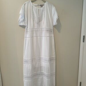 Banana republic new with tags, beautiful white maxi dress